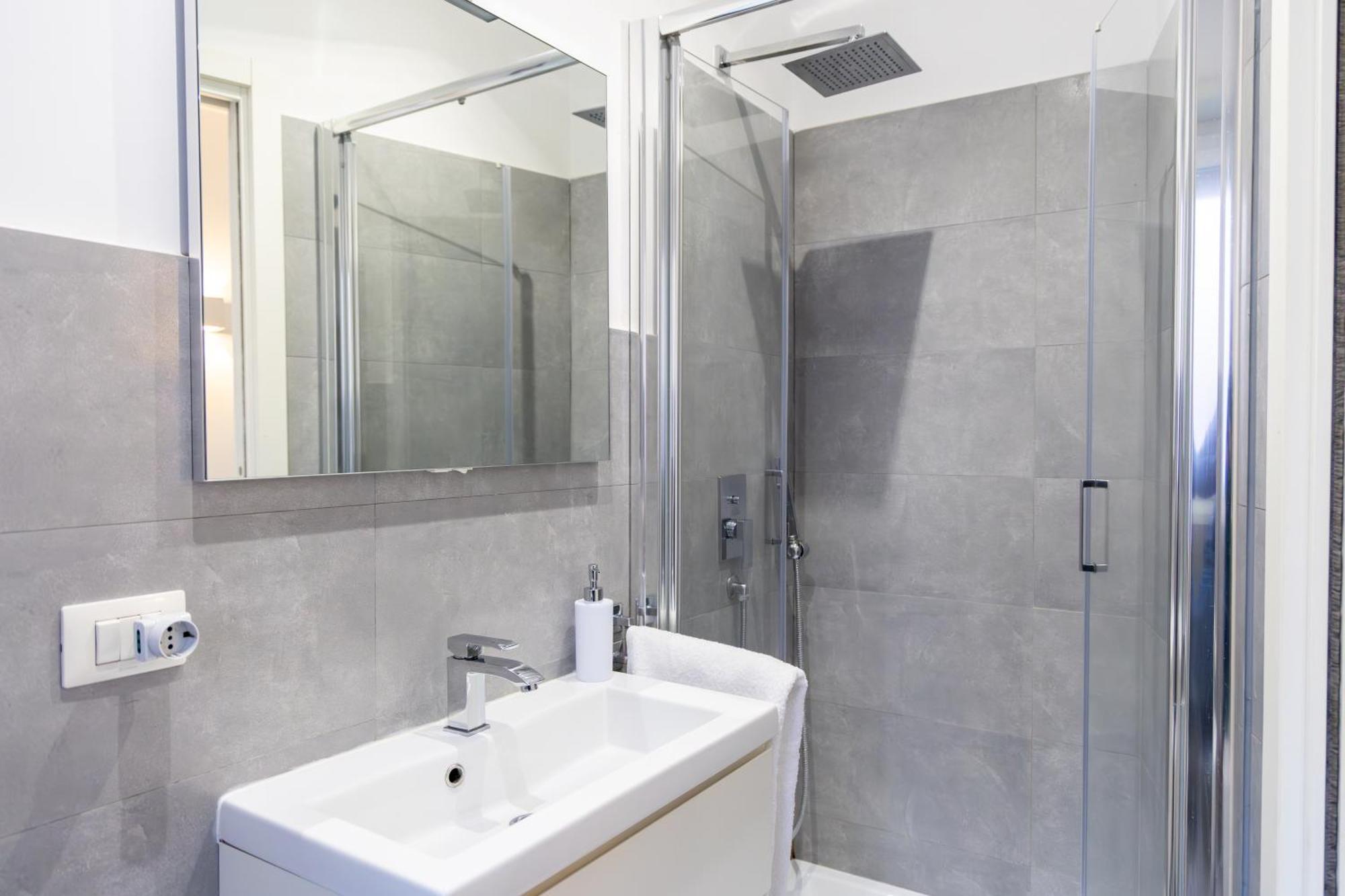 Apartment Kibilu - Via Bellegra Rom